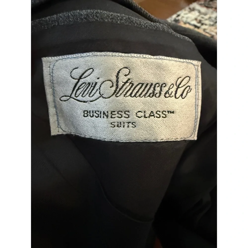 Levi Strauss & Co Business Class Mens Blazer 40R Grey Pinstripe Suit Jacket USA